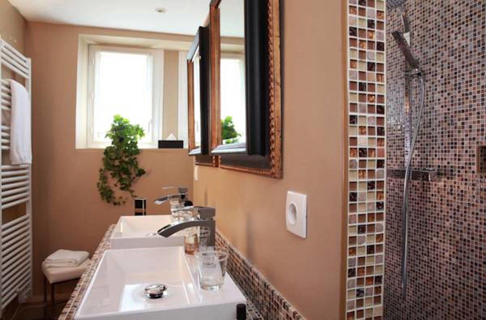 Auberge A La Bonne Idee Hotel Saint-Jean-aux-Bois  Ngoại thất bức ảnh