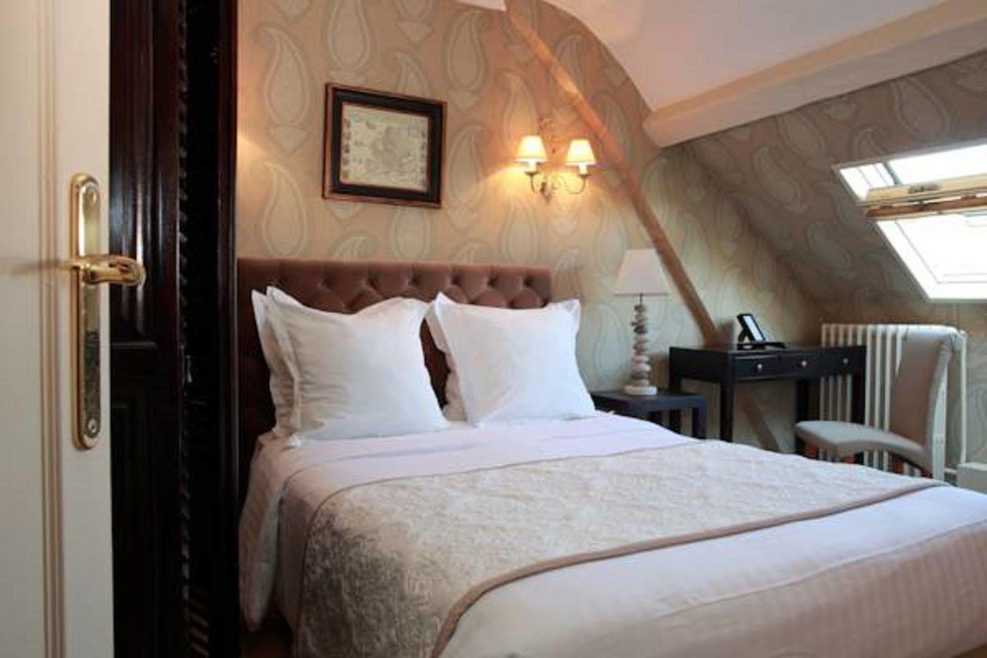 Auberge A La Bonne Idee Hotel Saint-Jean-aux-Bois  Ngoại thất bức ảnh